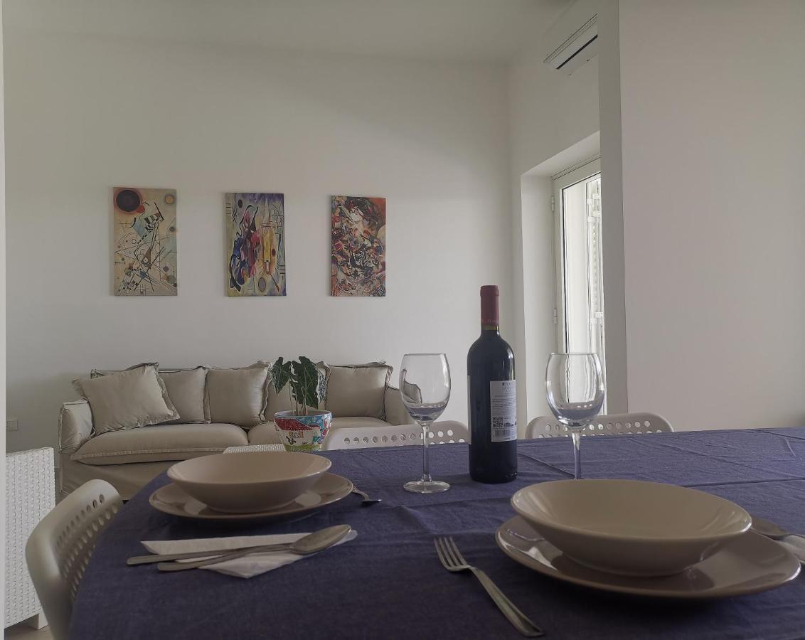 La Casa Dei Capperi - The House Of Capers 1 Apartment Acireale Bagian luar foto