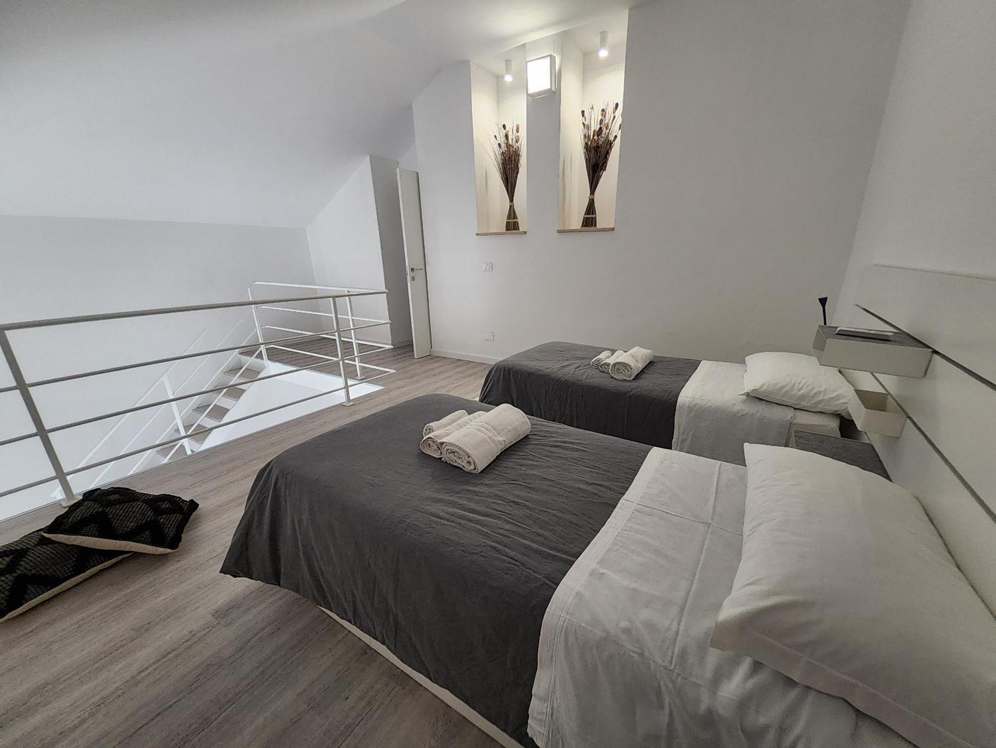 La Casa Dei Capperi - The House Of Capers 1 Apartment Acireale Bagian luar foto